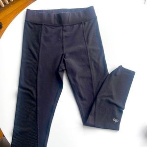 ALO Yoga 7/8 black leggings - 24” inseam. NWOT